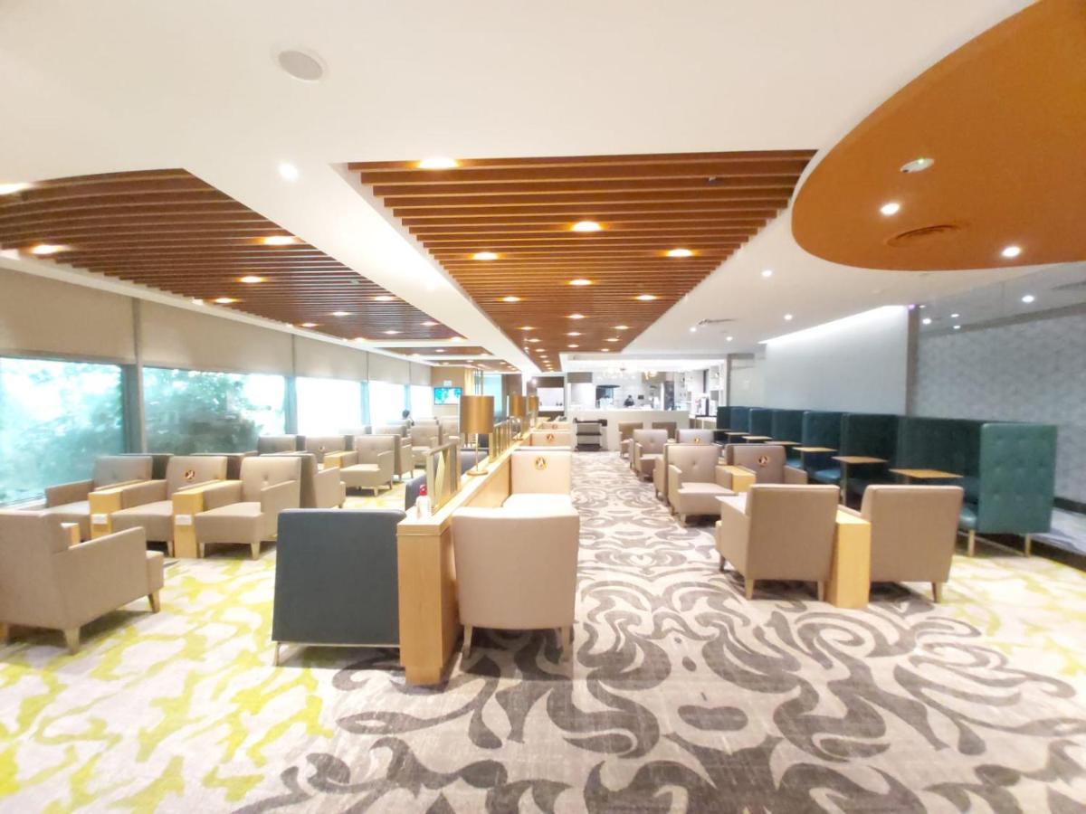 Ambassador Transit Lounge Terminal 2 Hotel Singapore Eksteriør billede